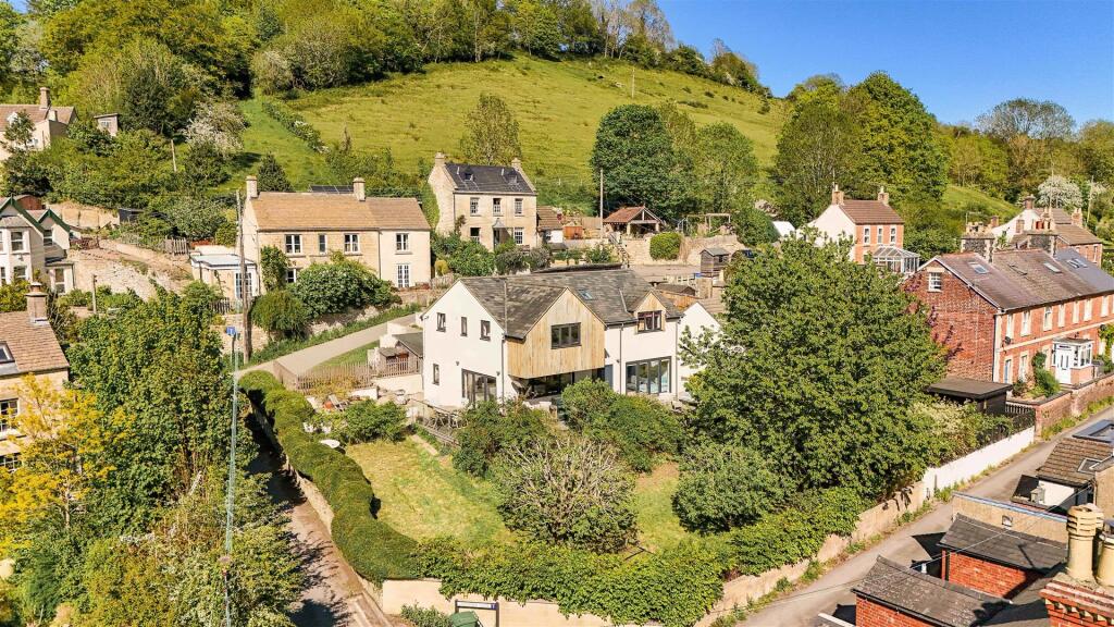 Main image of property: Cotswold Close, Bourne, Brimscombe