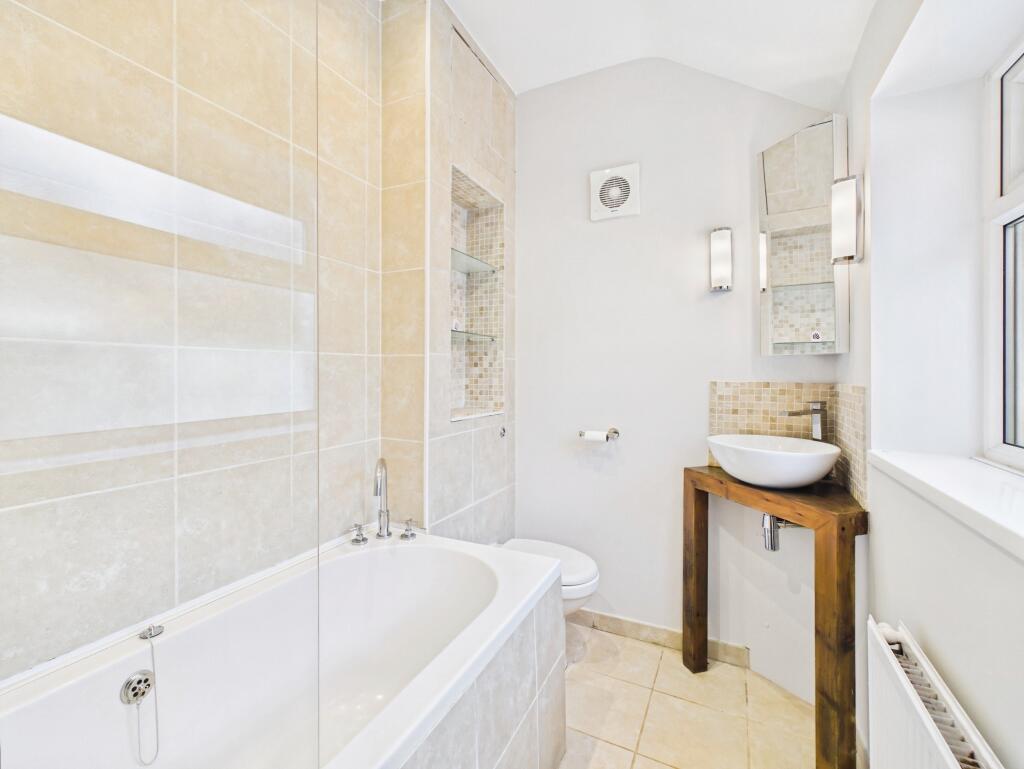 House in Stoke-on-Trent - View 4