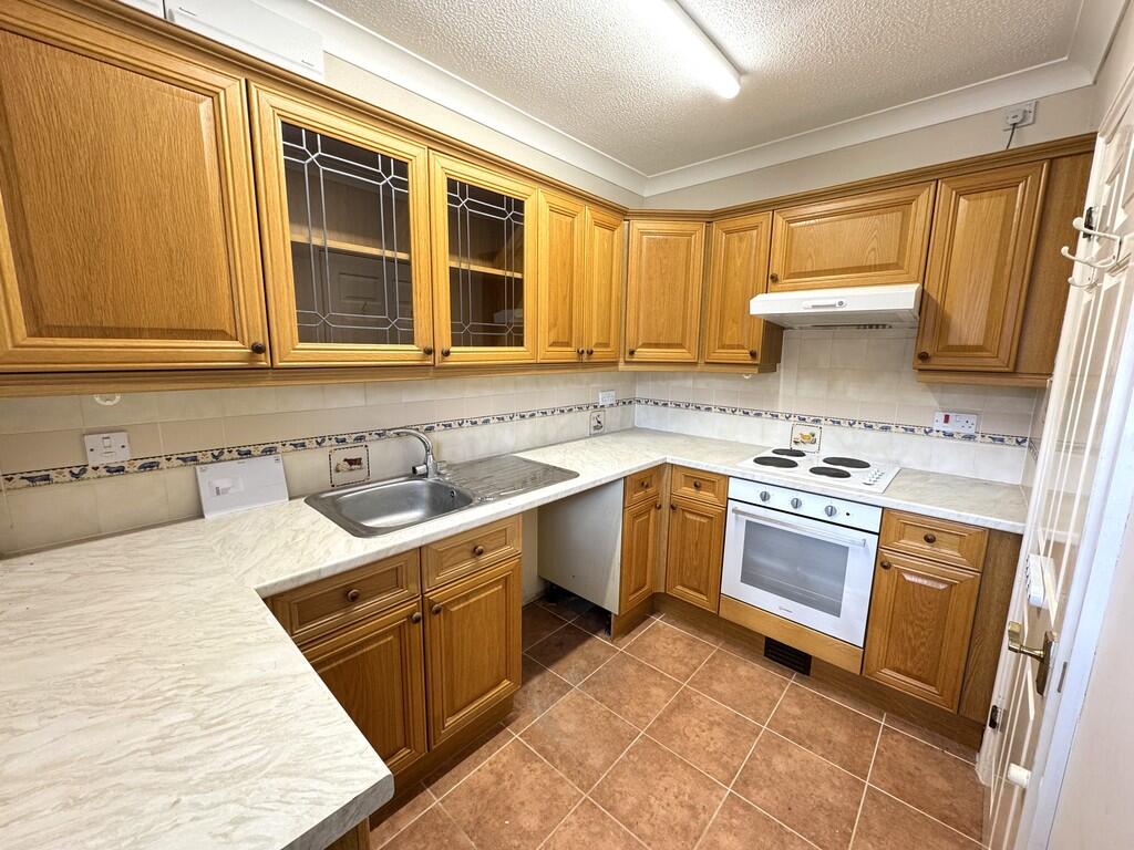KING'S LYNN - Town Centre Apartment for Over 55's photo 4