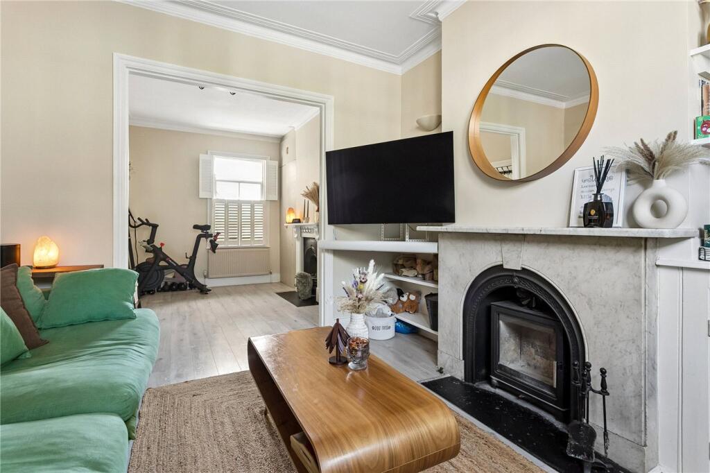 House in London - View 5