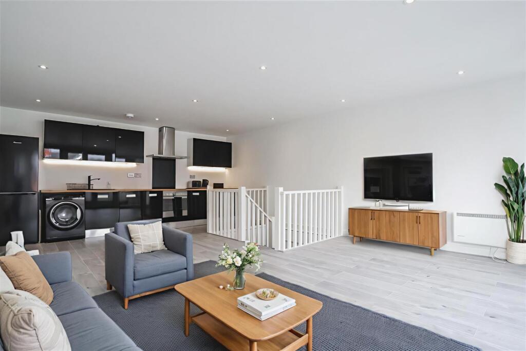 2-bed flat on Wharfside Apartments, Prospect Terrace, Bury, £169,950