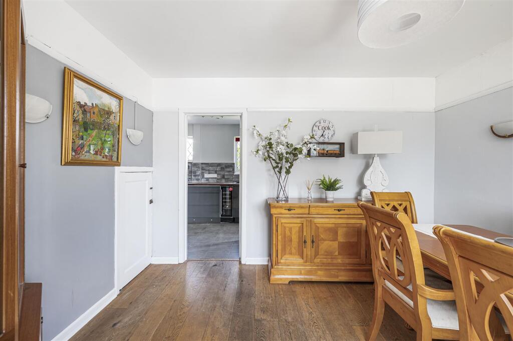 Marine Crescent, Seaford photo 5