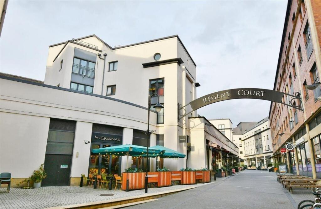 Main image of property: Parade, Leamington Spa