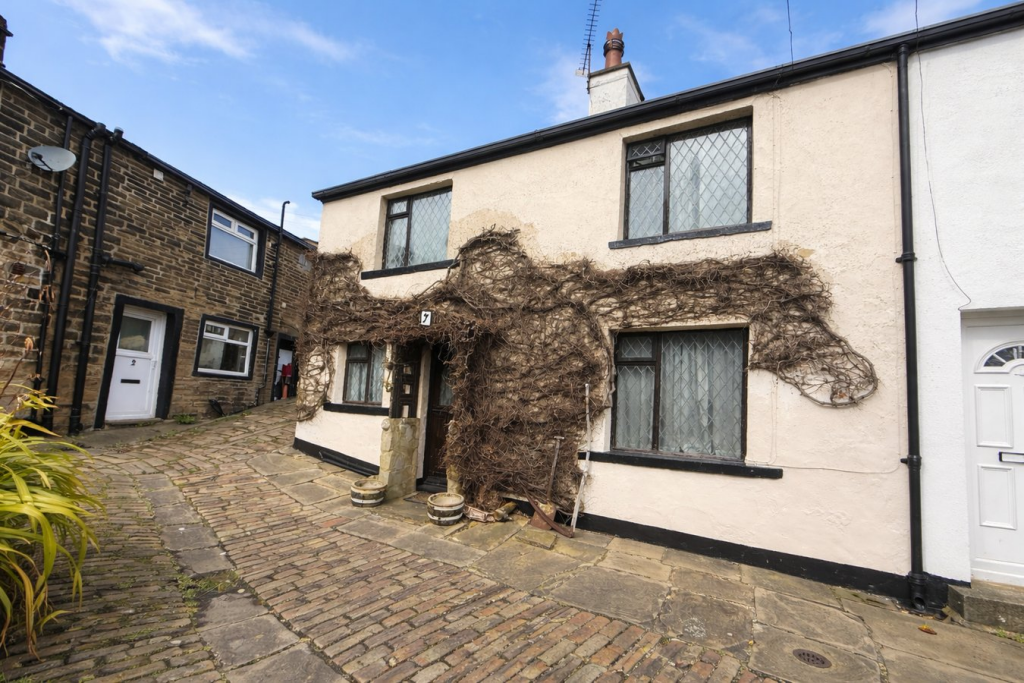Main image of property: Hammond Square, Heaton, Bradford, BD9