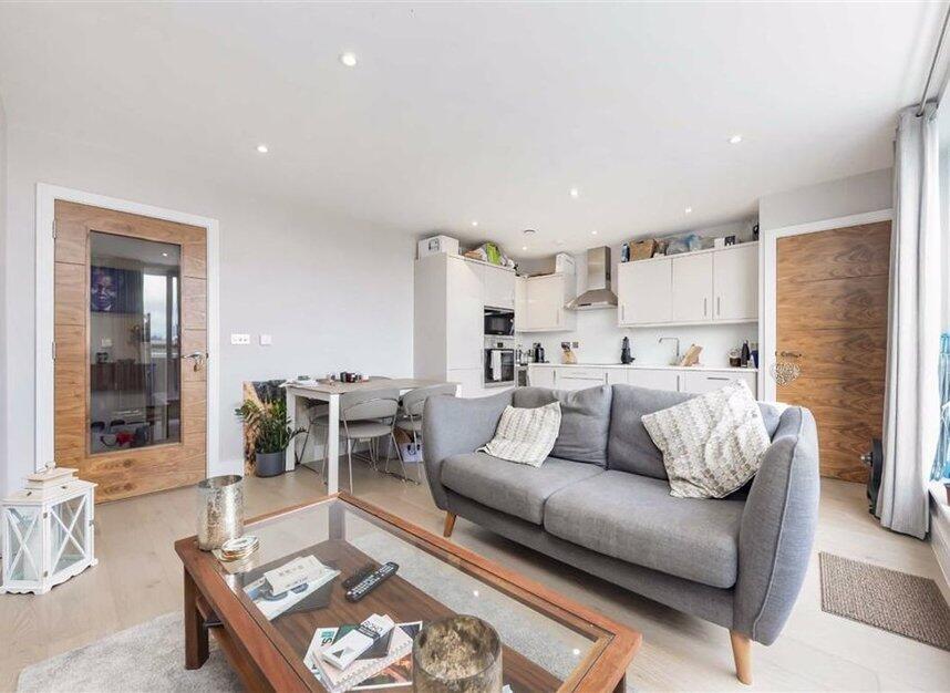 Main image of property: Cricklewood Broadway, London, NW2