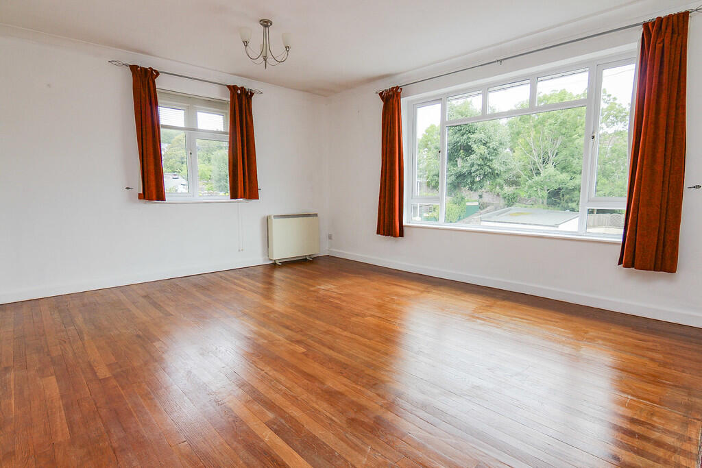 Apartment in Weston-super-Mare, Whitecross Village - View 2