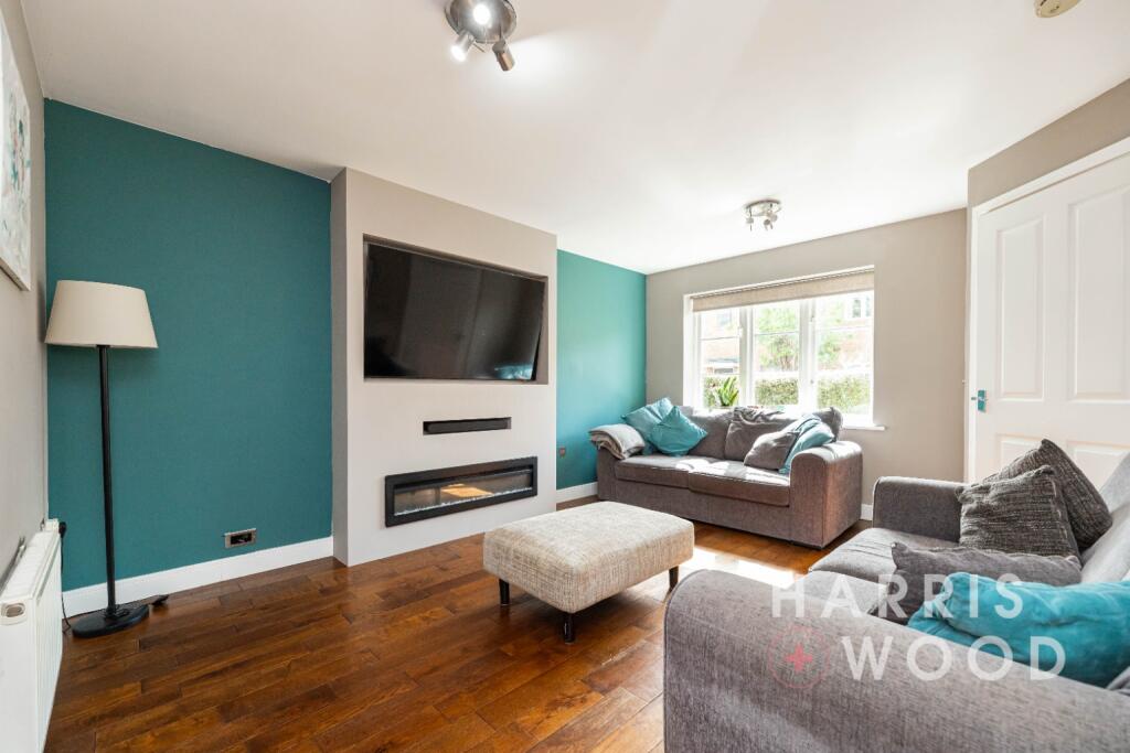 Wood Grove, Silver End, Witham, Essex, CM8 photo 3