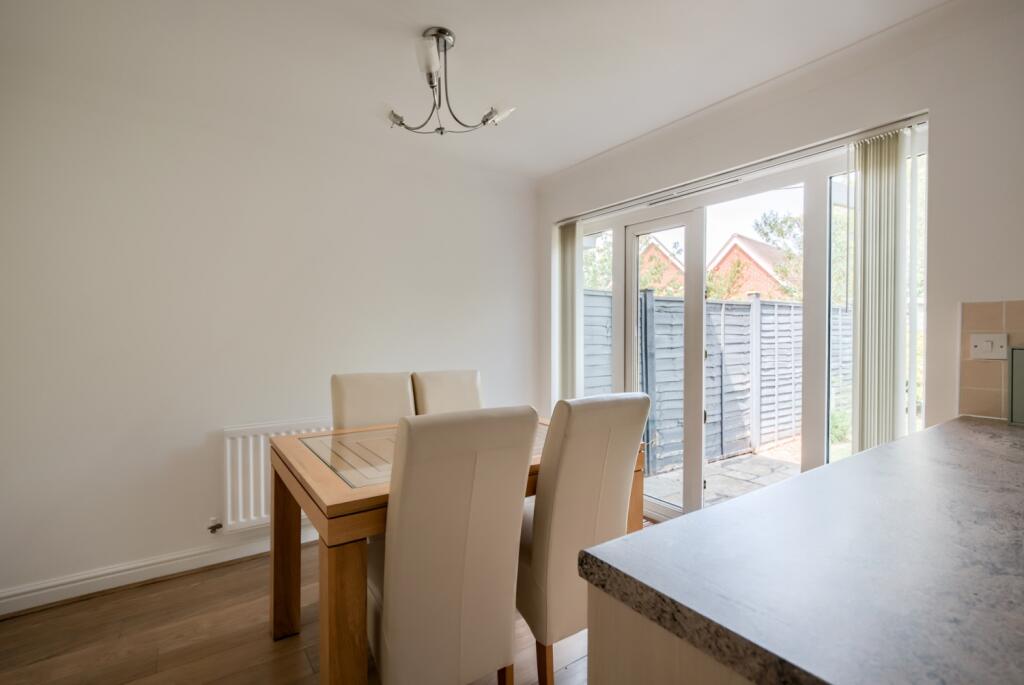 House in Stratford-on-Avon, Wellesbourne CP - More