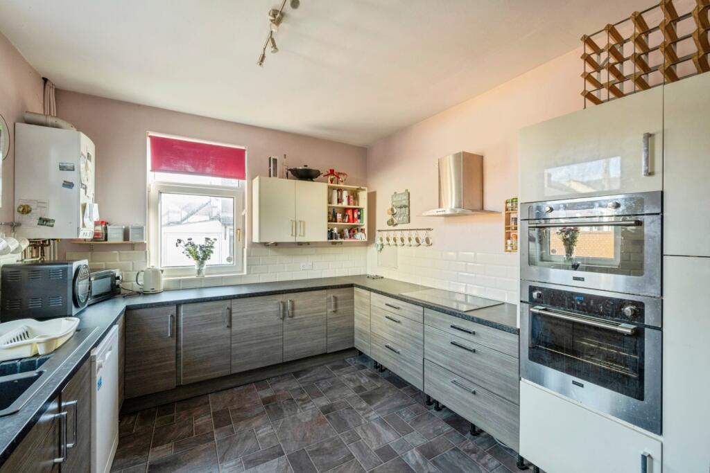 Furnival Road, Doncaster, South Yorkshire, DN4 photo 3
