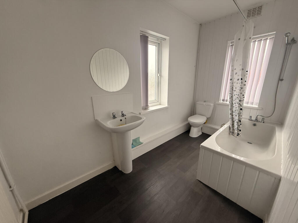 Apartment in Warrington - View 4