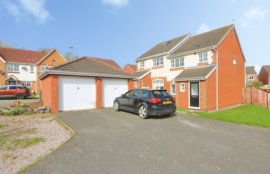 Main image of property: Kelso Close, Measham, DE12