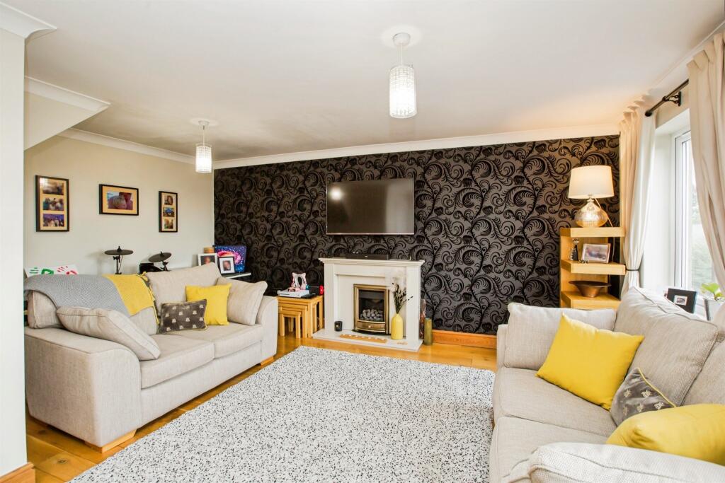 House in Bradford - View 2