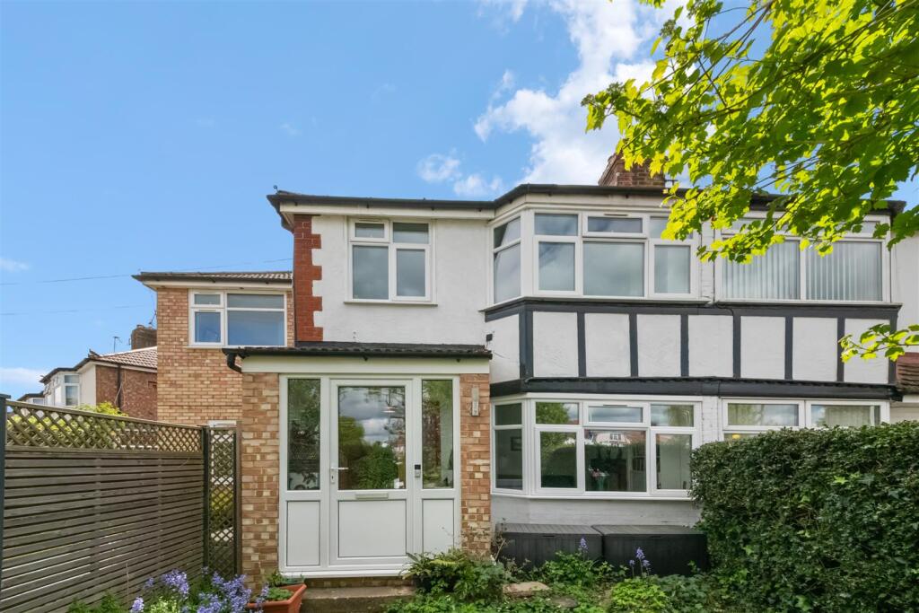 Main image of property: Fredora Avenue, Hayes