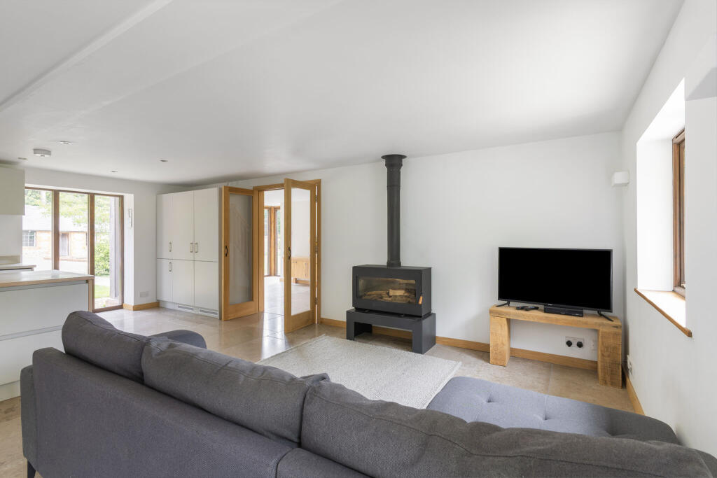 House in Basingstoke and Deane, Overton - More