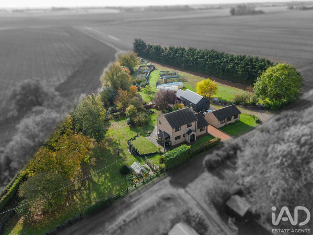 Main image of property: Hawthorn Farm, Old Bank, Queen Adelaide