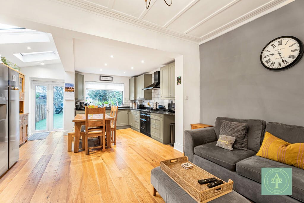 Main image of property: Solna Road, Winchmore Hill, London, N21