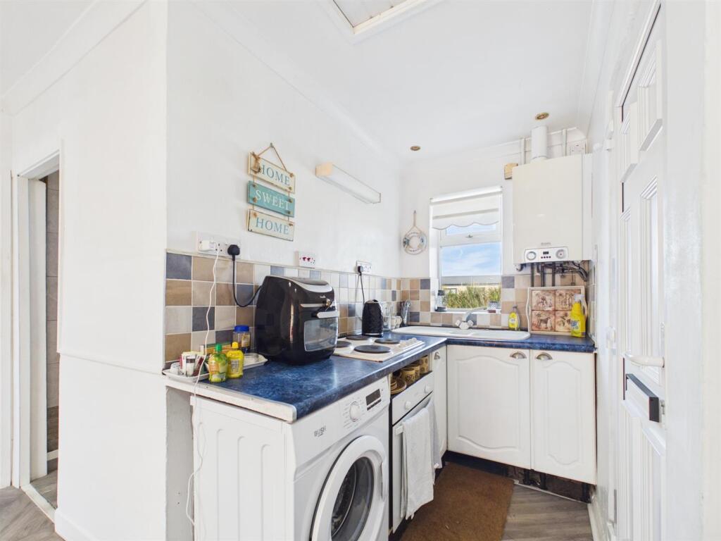 House in East Lindsey, Mablethorpe and Sutton - More