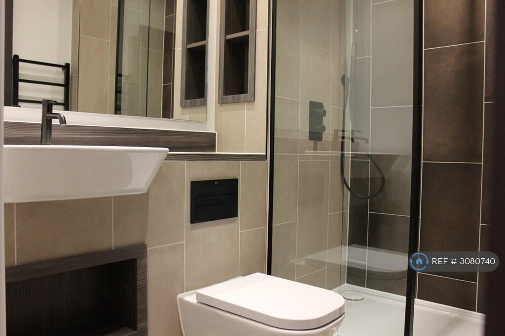 Apartment in Birmingham - More