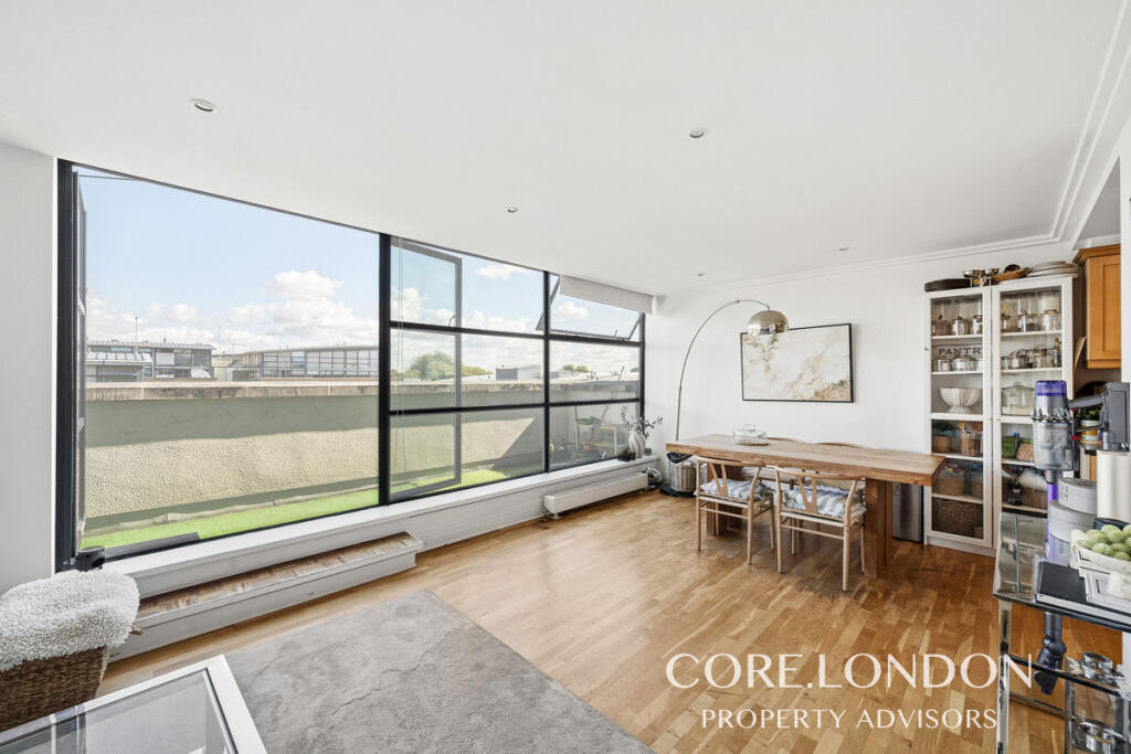 Apartment in Twickenham - View 4