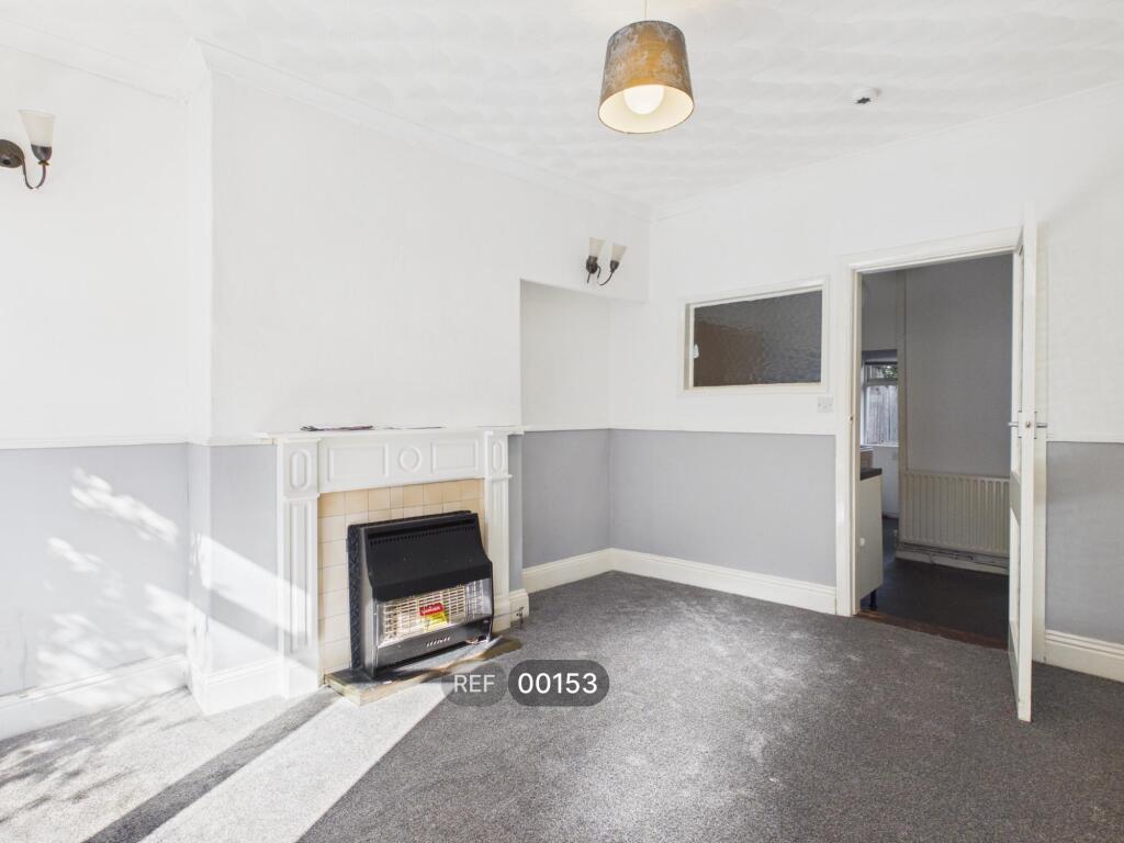 House in Hull, Kingston upon Hull - View 5