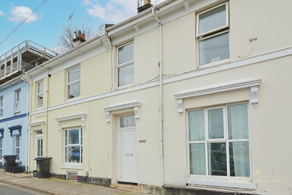 Main image of property: Warren Road, Torquay, Devon, TQ2 5TH