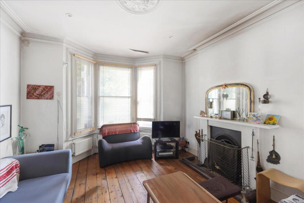 House in London - View 4