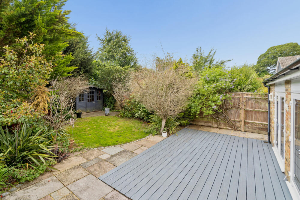 House in Slough, Chalfont St Peter - View 4