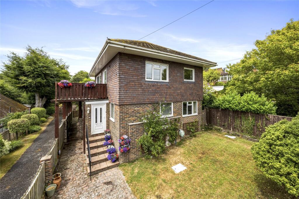 Mill Road, North Lancing, BN15 photo 3