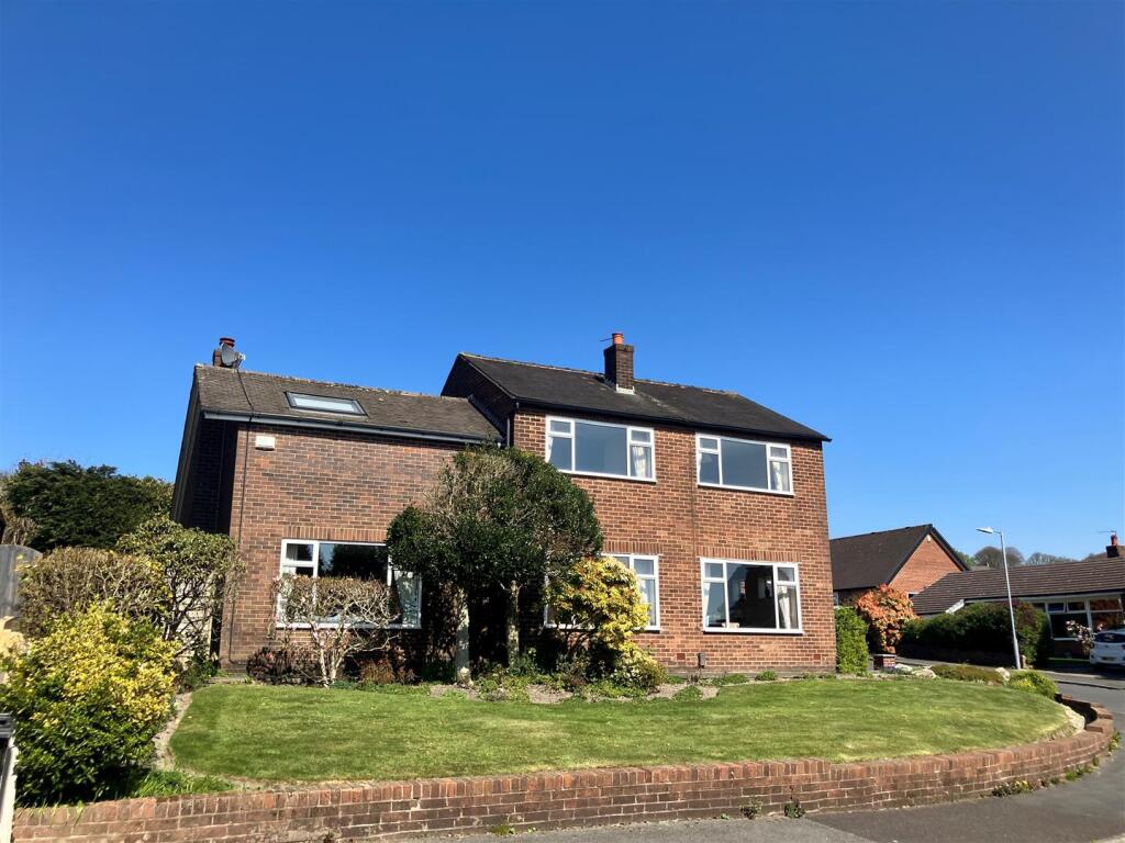 5-bed detached on Old Vicarage Road, Horwich, Bolton, £450,000