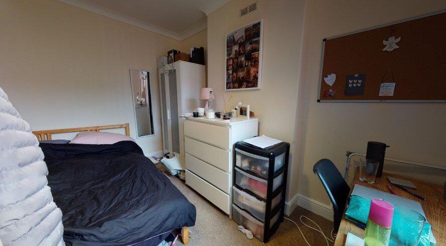 House in Nottingham, Lenton - More