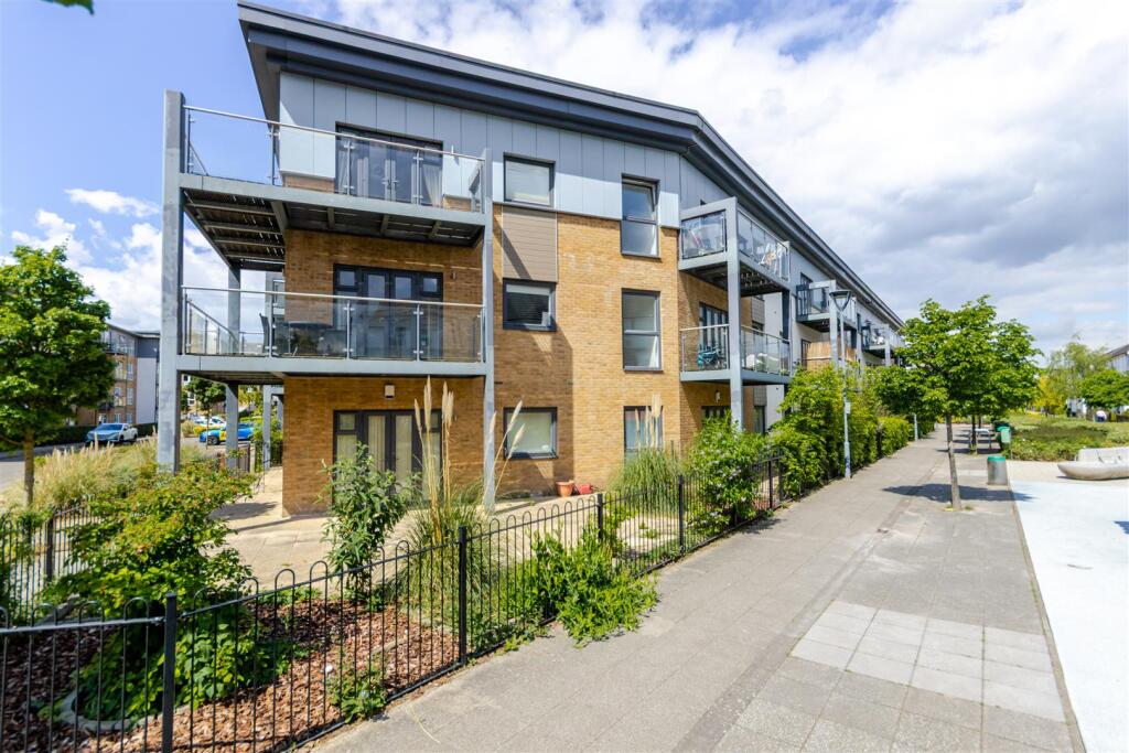 Main image of property: Clovelly Court, West Drayton