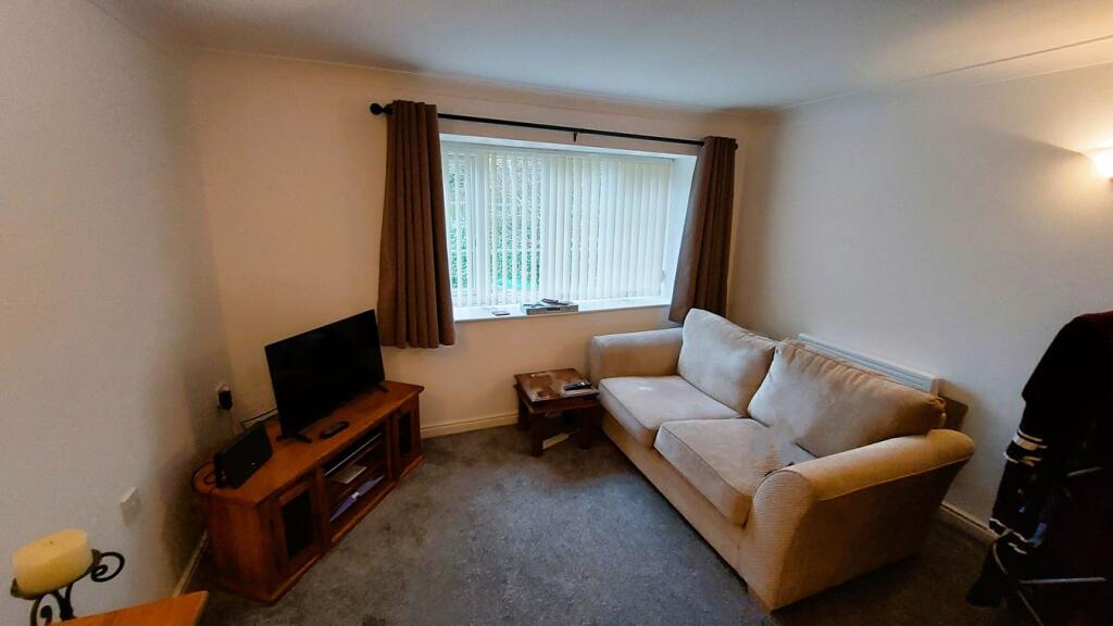 Apartment in Bradford, Bingley - More