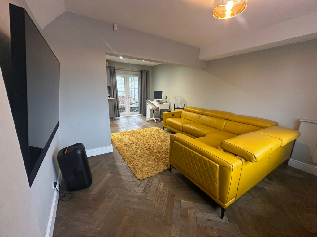 Lower Green, Tipton, DY4 8PT photo 2