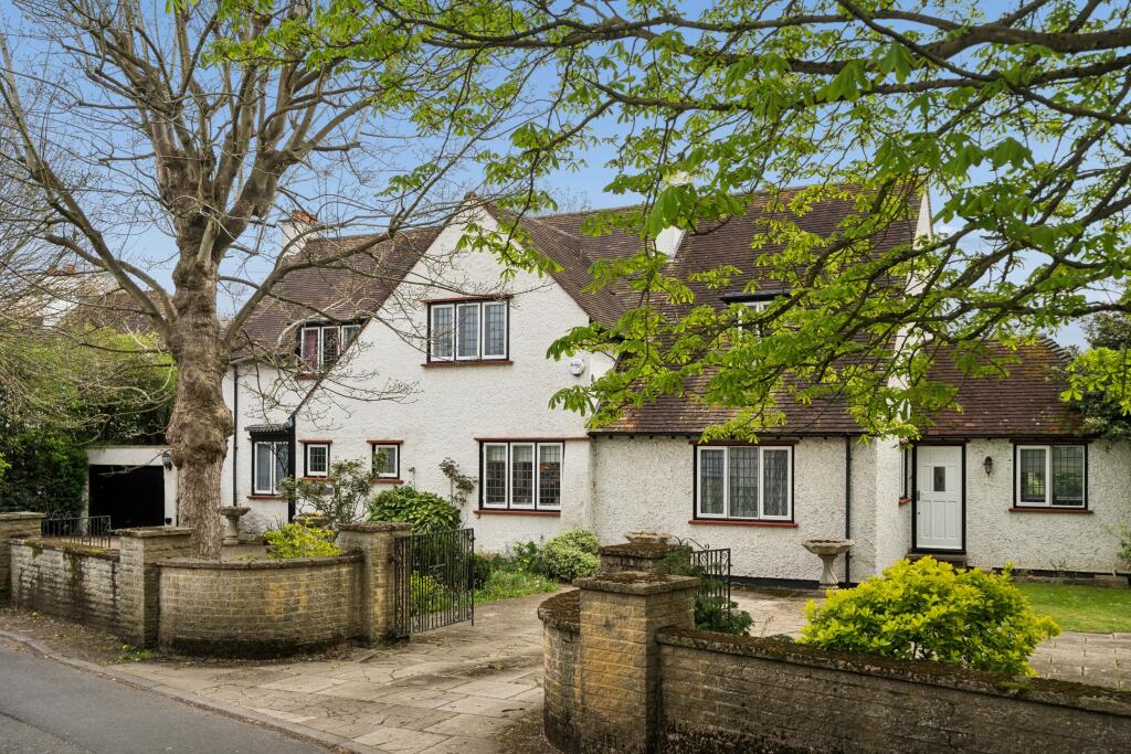 Main image of property: Bray Village, Maidenhead