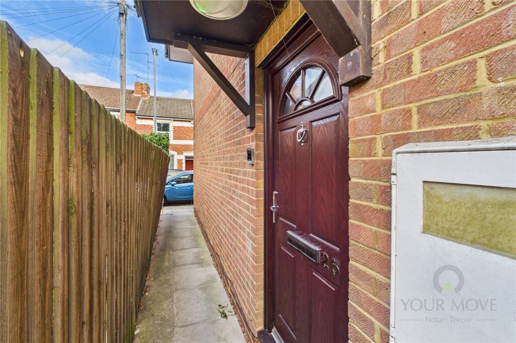 Gladstone Street, Kettering, Northamptonshire, NN16 photo 2
