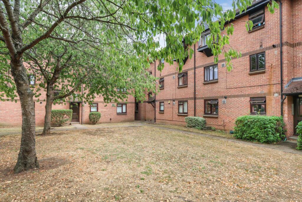 Main image of property: Vicarage Way