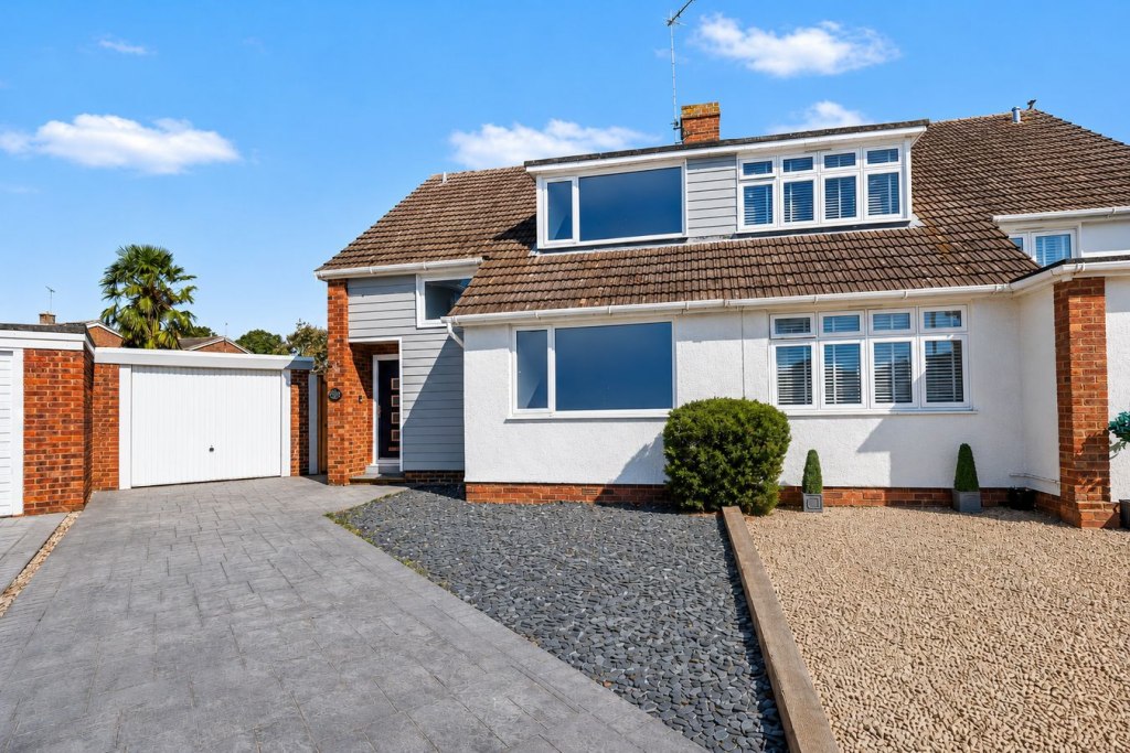3-bed semi-detached on Claypits Road, Boreham, Chelmsford, CM3, £475,000