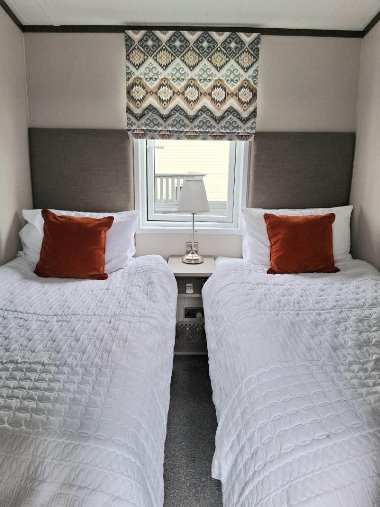 House in Alloway, Kincaidston - More