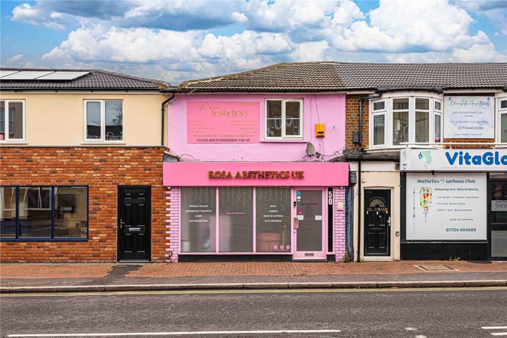 Main image of property: London Road, Hemel Hempstead, Hertfordshire, HP3