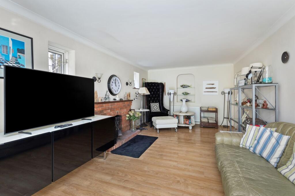 House in Portsmouth - View 5
