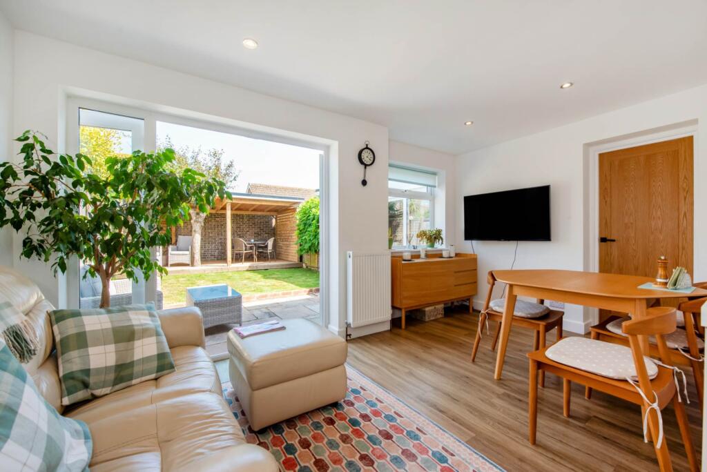 Cakeham Way, West Wittering, West Sussex, PO20 - View 3
