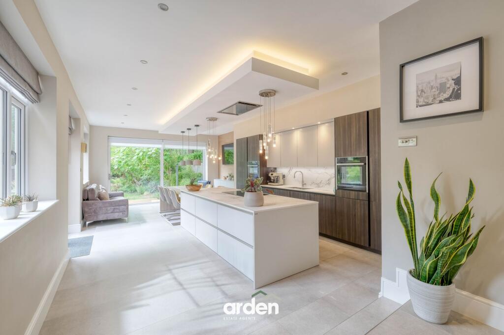 Alderbrook Road, Solihull, B91 photo 3