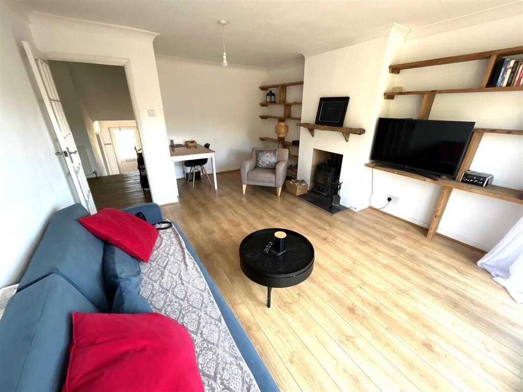 Valley Close, Newhaven photo 4