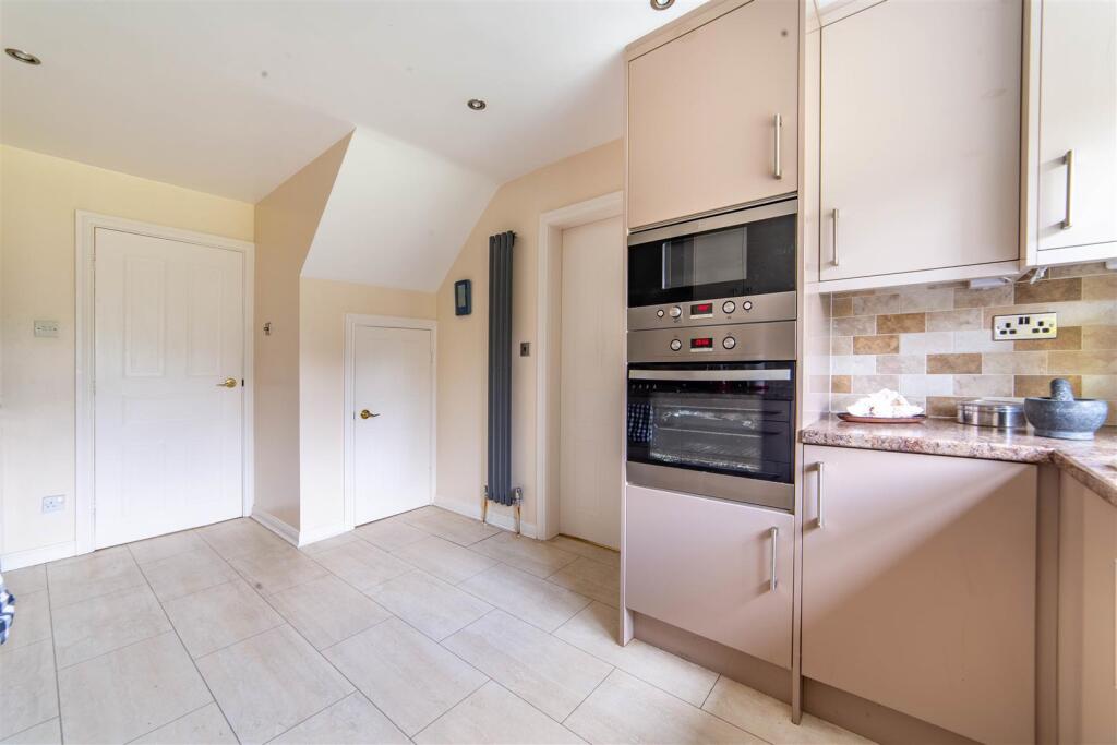 House in Newcastle upon Tyne - View 3