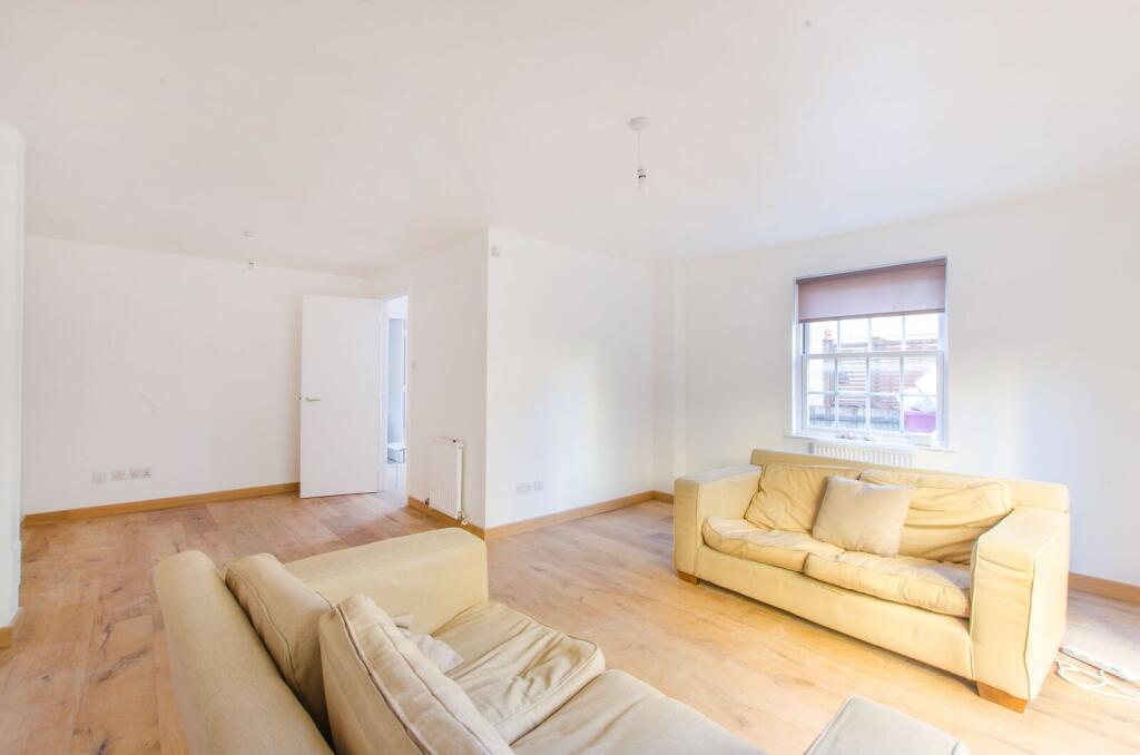 House in London - More