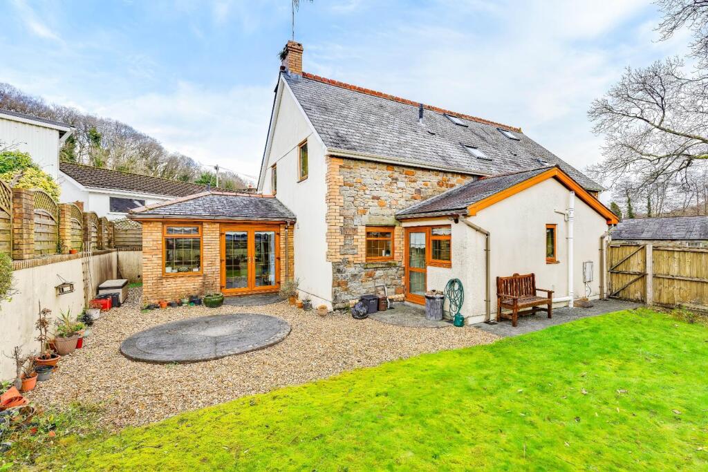 The Old Chapel, Coytrahen, Bridgend County Borough, CF31 0EB photo 2