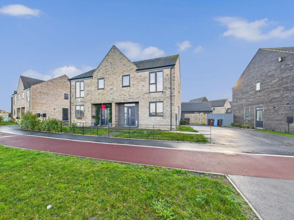 Main image of property: Diversity Drive, Kingswood, Hull, East Riding of Yorkshire, HU7 3LG