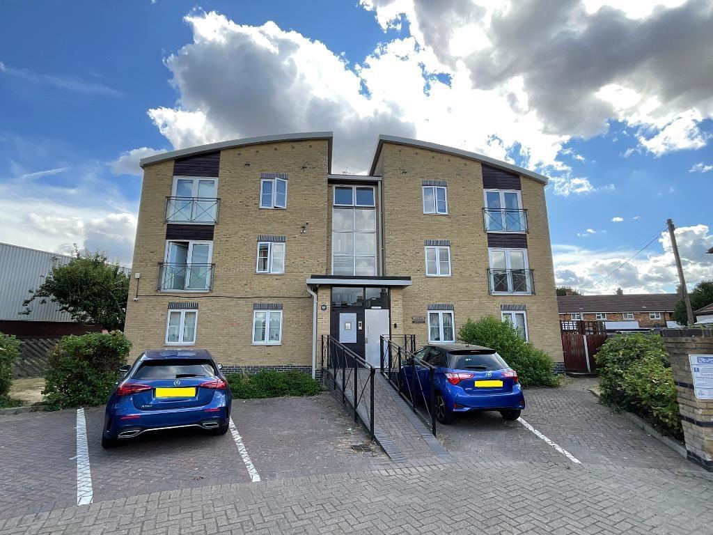Main image of property: Romside Place, Romford, Essex, RM7 7EE