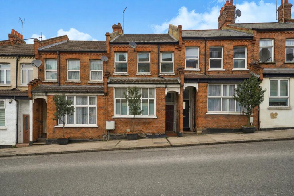 Main image of property: Cricklewood Lane, Childs Hill, NW2