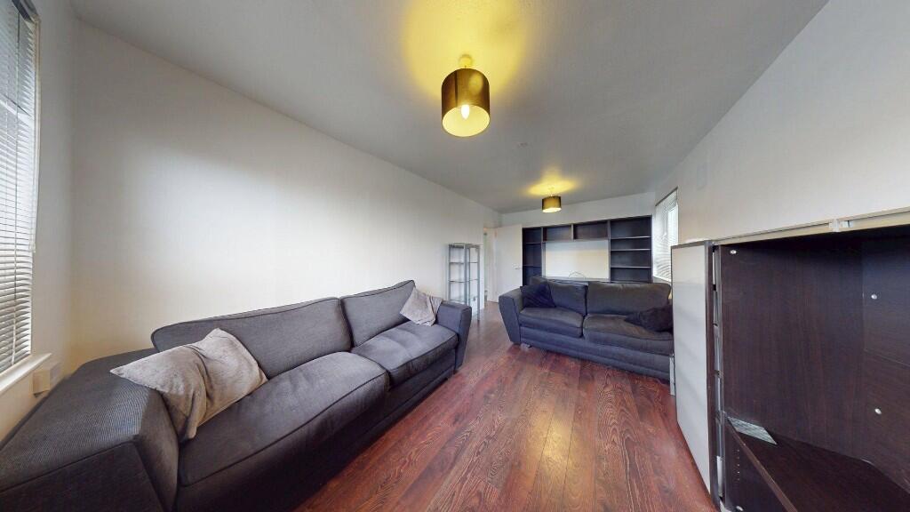 Castleton Way, Aberdeen, AB16 5TQ - 3